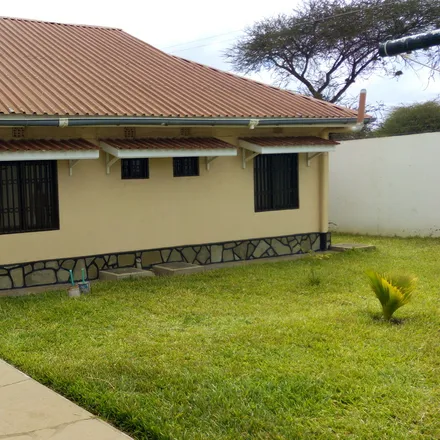 Rent this 3 bed house on Kuku ward