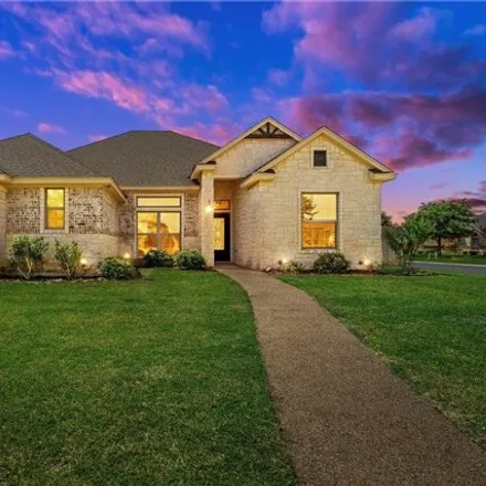 Buy this 4 bed house on 300 Desert Sky Dr in McGregor, Texas