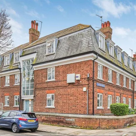 Rent this 3 bed apartment on Ashleigh House in Mortlake High Street, London