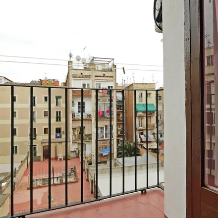 Image 3 - Carrer de Ferlandina, 39, 08001 Barcelona, Spain - Room for rent