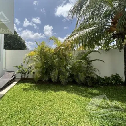 Rent this 3 bed house on Calle Monte Escandinavos in 77506 Cancún, ROO