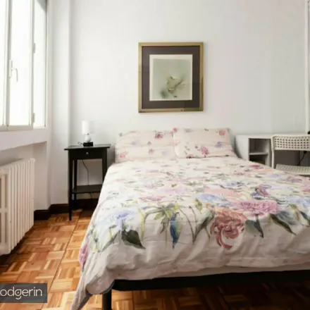 Image 4 - Calle del Poeta Joan Maragall, 54, 28020 Madrid, Spain - Room for rent
