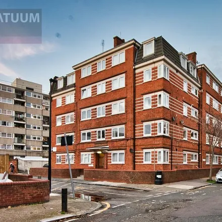 Rent this 1 bed apartment on Butler Street in London, E2 0PN