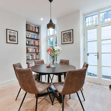 Rent this 5 bed apartment on Nottingham Place in London, W1U 5QL