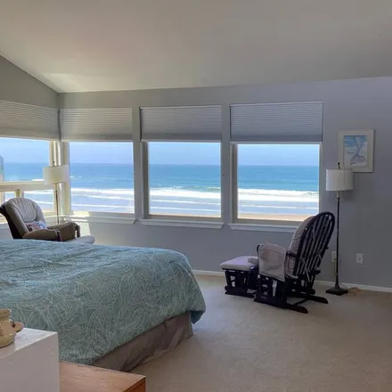 Rent this 5 bed house on Pajaro Dunes