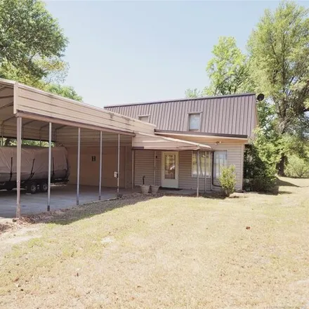 Buy this 4 bed house on 1855 Rainbow Bend in Eufaula, McIntosh County