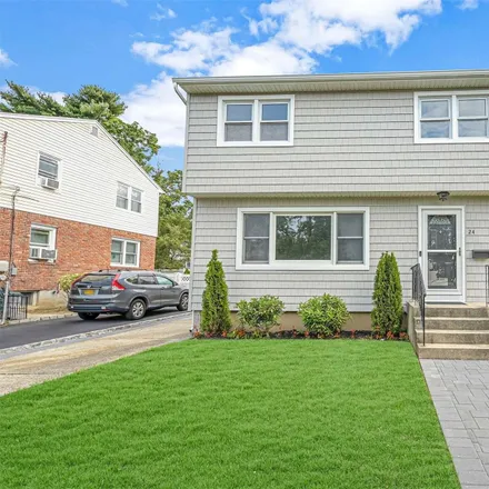 Buy this 3 bed house on 24 Ashwood Road in Village of Port Washington North, North Hempstead