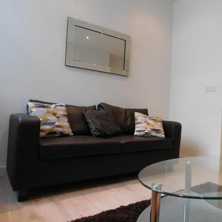 Rent this 2 bed apartment on Mill Street in Bradford, BD1 4AF