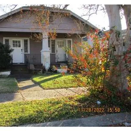 Buy this 4 bed apartment on 4051 Clematis Street in New Orleans, LA 70122