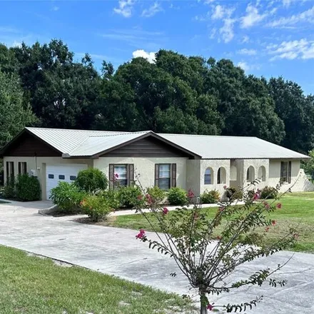 Buy this 3 bed house on 372 Citrus Drive in Polk County, FL 33830