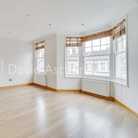 Rent this 2 bed apartment on Harringay Passage in London, N8 0HS