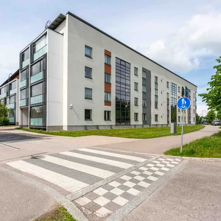 Rent this 2 bed apartment on Tähkä 1 in 04420 Järvenpää, Finland