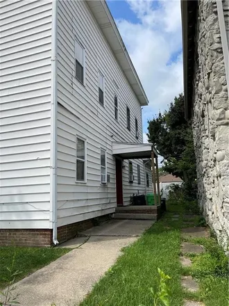 Rent this 1 bed house on 193 South Walnut Street in Crawfordsville, IN 47933