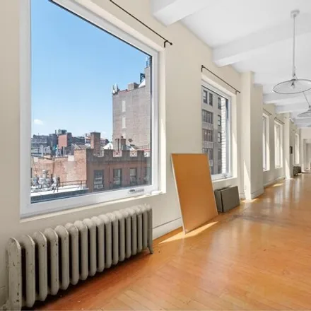 Image 6 - 233 West 17th Street, New York, NY 10011, USA - Apartment for sale
