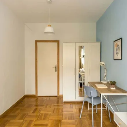 Image 5 - Madrid, Movistar, Calle de Orense, 28020 Madrid - Room for rent