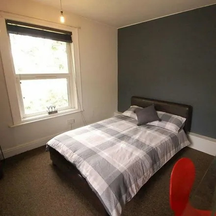 Image 3 - Bemrose School, Uttoxeter New Road, Derby, DE22 3HY, United Kingdom - Apartment for rent