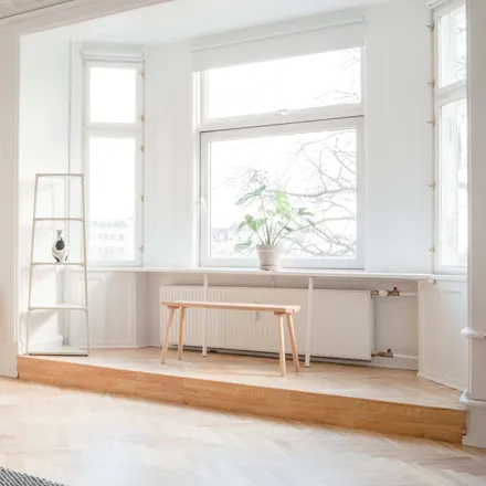 Rent this 6 bed room on Strandboulevarden in 2100 København Ø, Denmark