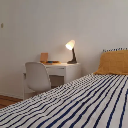 Rent this 3 bed apartment on Rua Carlos Duarte Caneças 5 in 2700-163 Amadora, Portugal