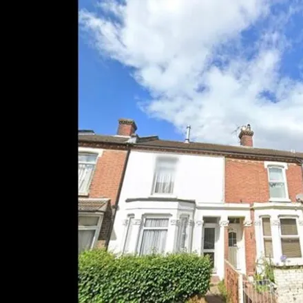 Rent this 3 bed townhouse on Avenue Road in Gosport, PO12 1LD