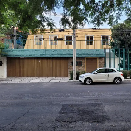 Rent this studio house on Calle Axayácatl in Ciudad del Sol, 45086 Zapopan