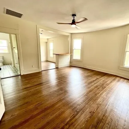 Image 4 - 417 West Franklin Street, Waxahachie, TX 75165, USA - House for rent