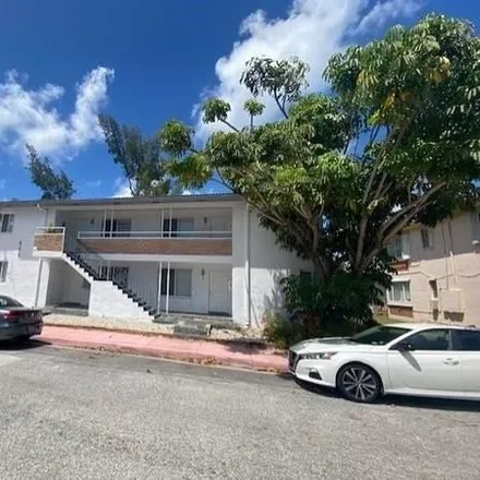 Rent this 1 bed house on 611 74th Street in Atlantic Heights, Miami Beach