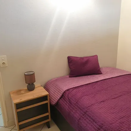 Rent this 2 bed apartment on 18 Cours de la République in 74240 Gaillard, France