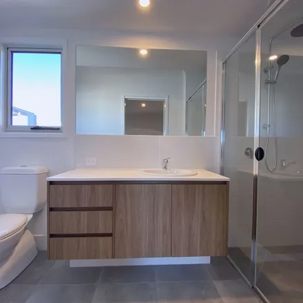 Rent this 3 bed apartment on Ffloyd Court in Yamba NSW 2464, Australia