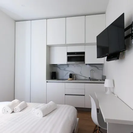 Image 5 - Steven Hill Coffe, Via Amatore Sciesa 1, 29135 Milan MI, Italy - Apartment for rent