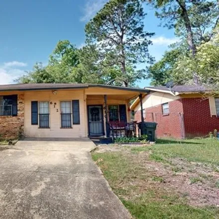 Buy this 3 bed house on 694 Alabama Avenue in Dothan, AL 36303
