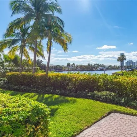 Rent this 4 bed condo on 3802 North 207th Street in Aventura, Aventura