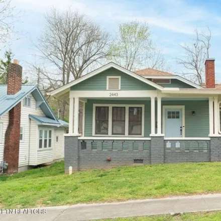 Rent this 3 bed house on Washington Ave EB @ Chestnut Ave in North Chestnut Street, Knoxville