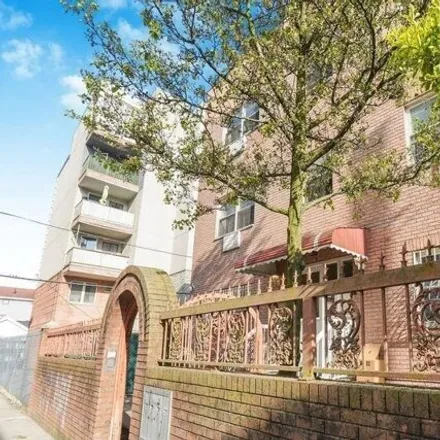 Image 3 - 38 Brighton 5th Ct, Brooklyn, New York, 11235 - House for sale