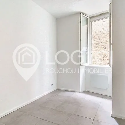 Image 3 - Tui, Rue de Liège, 64000 Pau, France - Apartment for rent