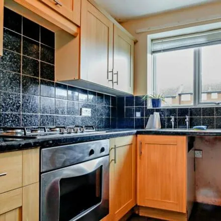 Image 2 - Ashmount, 18 College Avenue, Colwyn Bay, LL28 4NT, United Kingdom - Apartment for sale