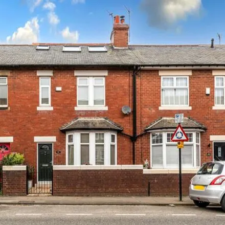 Buy this 3 bed townhouse on 104 Salters Road in Newcastle upon Tyne, NE3 4HL