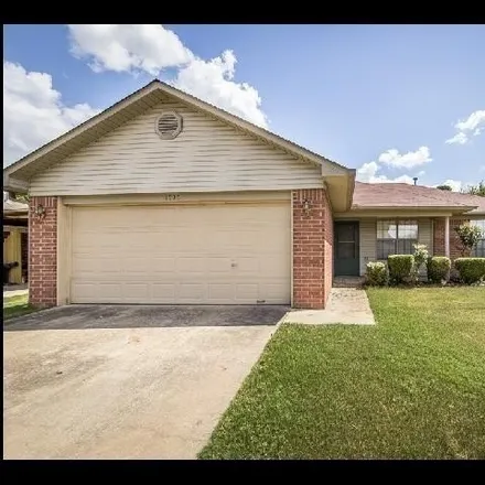 Rent this 3 bed house on 1563 Southern Hills Drive in Conway, AR 72034