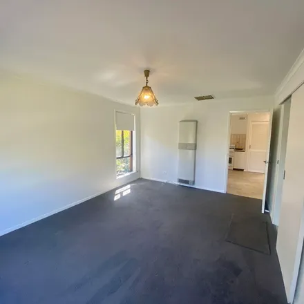 Rent this 3 bed apartment on Murray to Mountains Rail Trail in Wangaratta VIC 3677, Australia