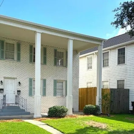 Image 1 - 4909 South Claiborne Avenue, New Orleans, LA 70125, USA - House for rent