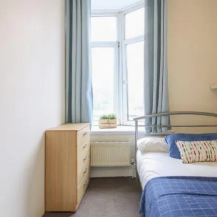 Image 1 - 241 Kilburn High Road, London, NW6 2BS, United Kingdom - Room for rent