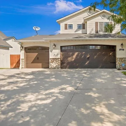Buy this 4 bed house on Blaine Avenue in Nampa, ID 83686