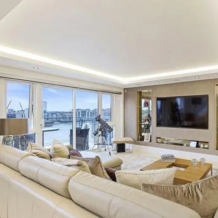 Image 2 - Capital Wharf, Wapping High Street, London, E1W 1LY, United Kingdom - Apartment for rent