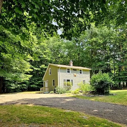 Image 1 - 70 Hawkins Rd, Woodstock, Connecticut, 06282 - House for sale