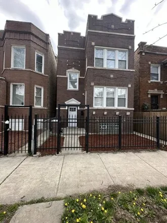Buy this 8 bed house on 5649 South Wood Street in Chicago, IL 60636