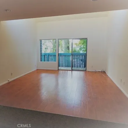 Image 8 - 5720 Etiwanda Avenue, Los Angeles, CA 91356, USA - Condo for sale