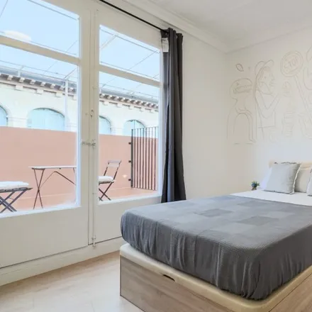 Rent this 8 bed room on Via Laietana in 45, 08003 Barcelona