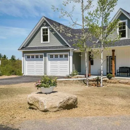 Buy this 5 bed house on 11-36 Amalia Way in Rindge, New Hampshire