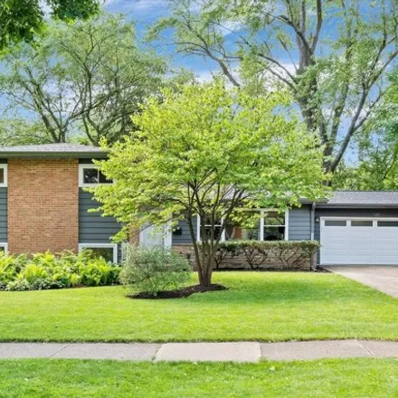 Buy this 3 bed house on 195 Pleasant Hill Boulevard in Palatine, IL 60067