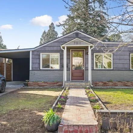 Buy this 3 bed house on 7011 Southeast 52nd Avenue in Portland, OR 97206