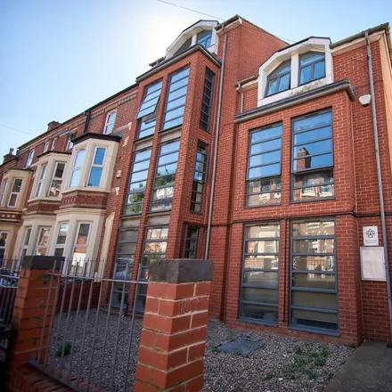 Rent this 4 bed apartment on 13 Arthur Street in Nottingham, NG7 4DW